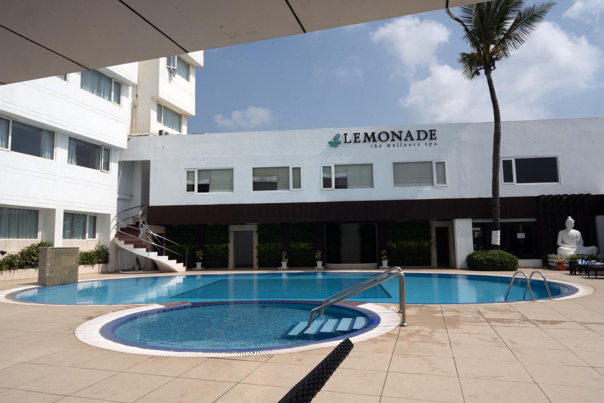 Hotel Holiday Resort Puri Exterior photo